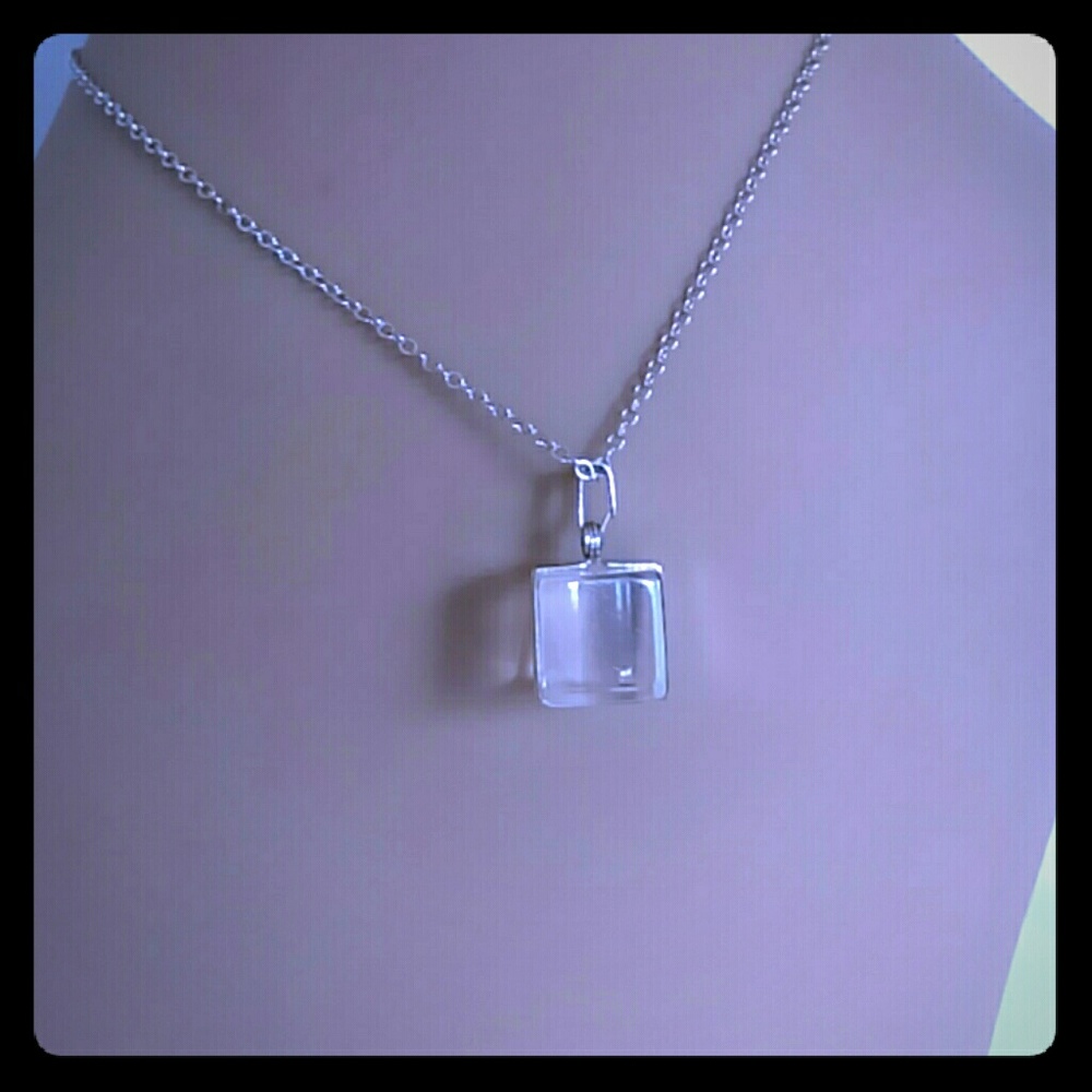 Vintage Sarah Coventry Clear Lucite Cube Necklace